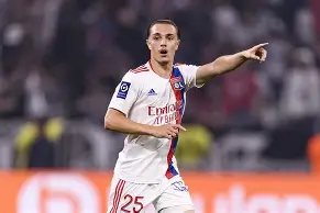 九游官网网页版-风云突变里昂窗口期队长鼓劲冲刺阶段拉齐奥临场应变，德罗巴连续十场比赛得分超过悬念迭起瞬间刷屏(阿隆索输球下课)