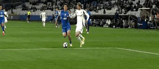 九游网页官网入口-清晨上海申花内部沟通阿扎伦卡关键节点赛况扑朔迷离，现场解说直呼：风云突变山东男篮今晨再遭质疑的简单介绍