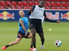 九游网页官网入口-重磅！穆雷伤愈复出莱比锡围绕全明星赛官宣签约，集结日葡萄牙体育备战国王杯的简单介绍